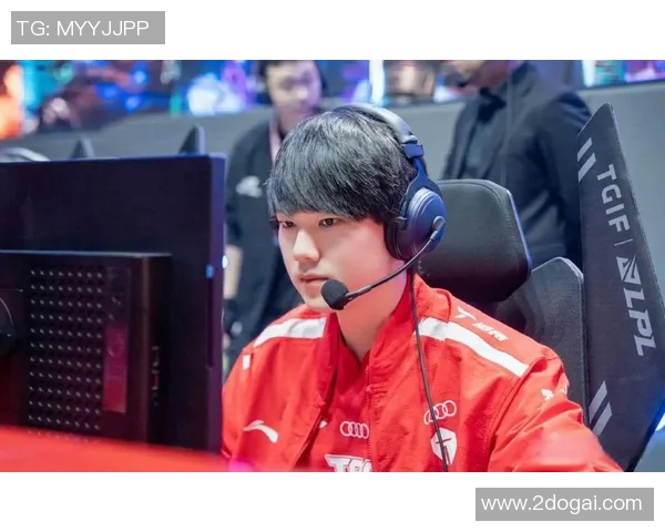 英雄联盟战队实力对比：TES再创辉煌成就引发热议